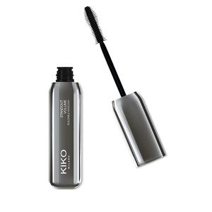 Standout Volume Buildable Mascara